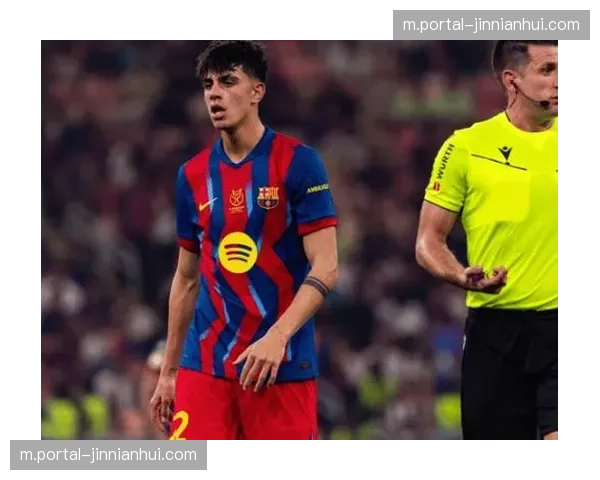 巴萨德容股二头肌伤缺一月 中场组织重任或落贝尔纳尔肩