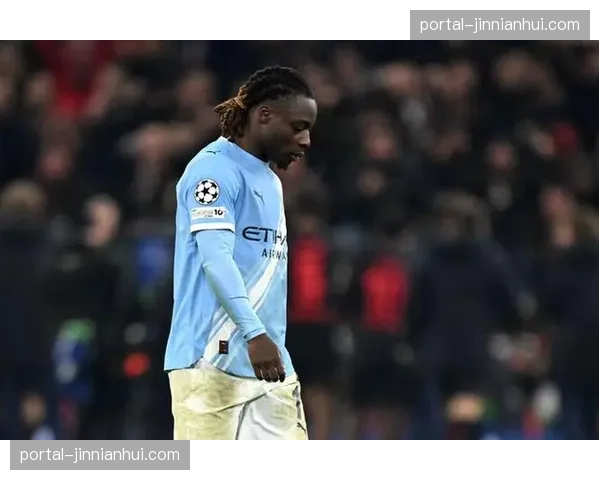 布伦特福德左后卫亨利腿筋受伤 本赛季已缺席多场比赛